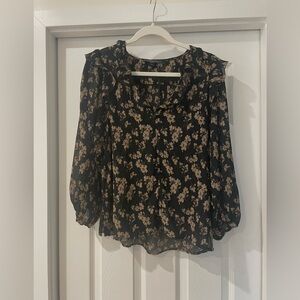 Floral blouse- Size Small